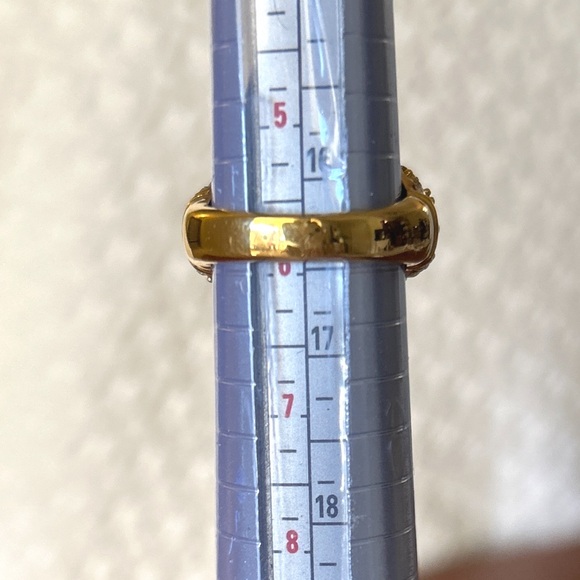 NWOT Monet Goldtone Pearl and Crystal Ring, Sz 6 - Picture 5 of 6